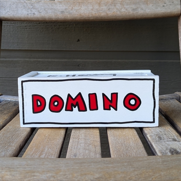 Vintage 1993 K. Haring Wooden Domino Game Set White Black Red Made in France - Picture 9 of 9